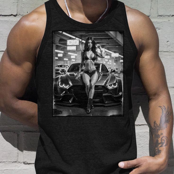 セクシーガールグラフィックtシャツ セクシーピンナップモデル&エキゾチックカーb&W 長袖tシャツ タンクトップ 彼への贈り物