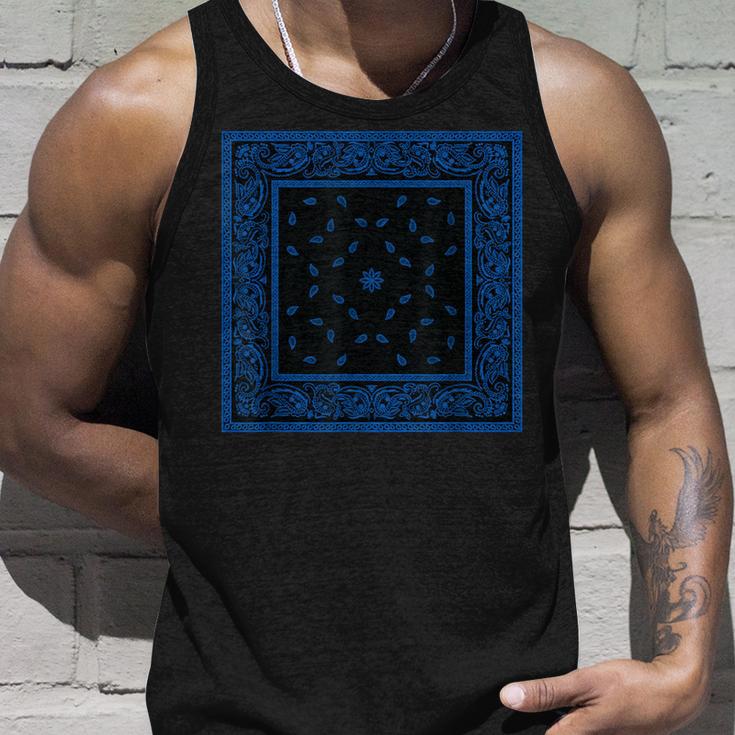メンズ ブラックブルーバンダナプリントtシャツ ロイヤルブルーペイズリー柄 タンクトップ 彼への贈り物