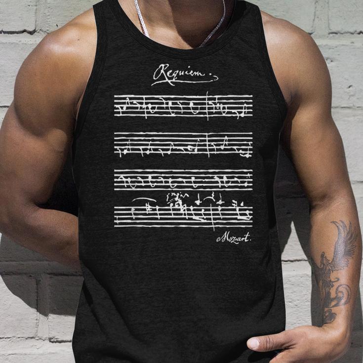 モーツァルトのレクイエム クラシック音楽愛好家tシャツ タンクトップ 彼への贈り物