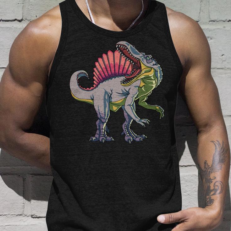 リアルなスピノサウルス 恐竜 先史時代の野生動物 長袖tシャツ タンクトップ 彼への贈り物