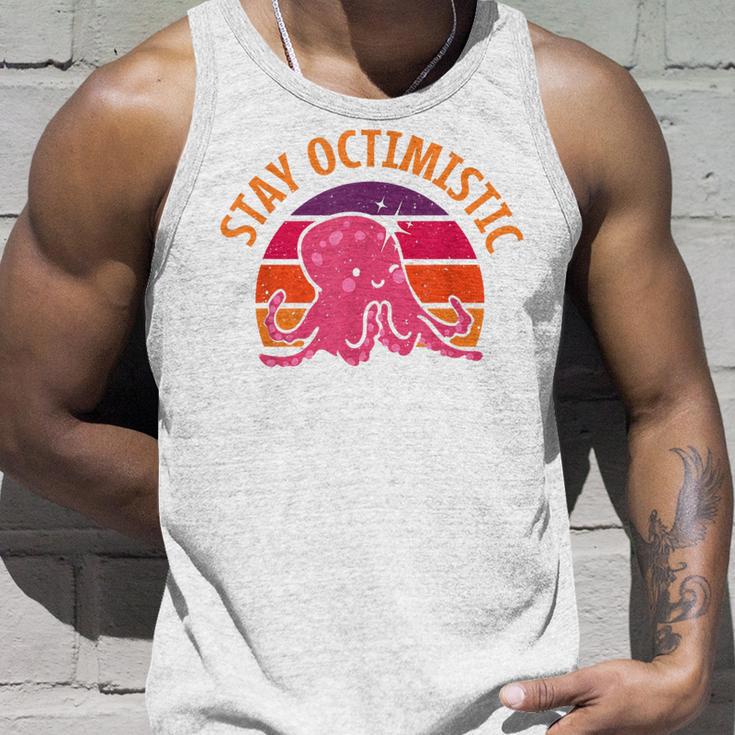 Stay Octimistic オクトパス 頭足類 イカ メンズ レディース タンクトップ 彼への贈り物