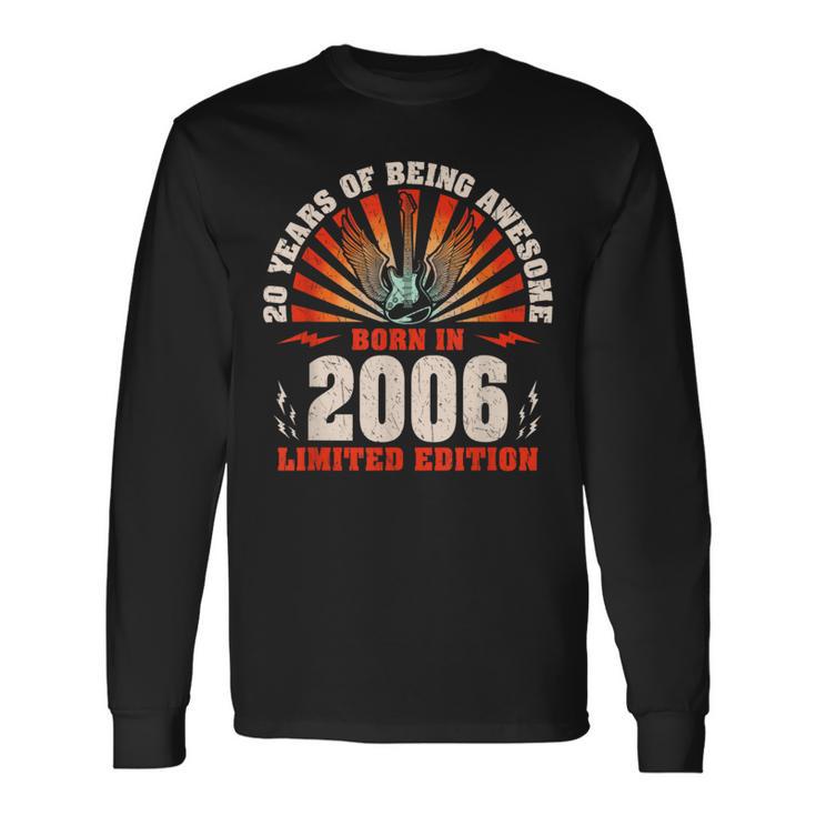 20歳の誕生日 20歳のギタリスト ギター愛好家 2006年生まれ 長袖Tシャツ
