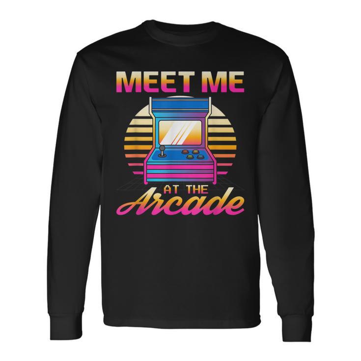 Meet Me At The Arcade Gameraporwave レトロビデオゲーム ゲーマービデオゲーム 長袖Tシャツ