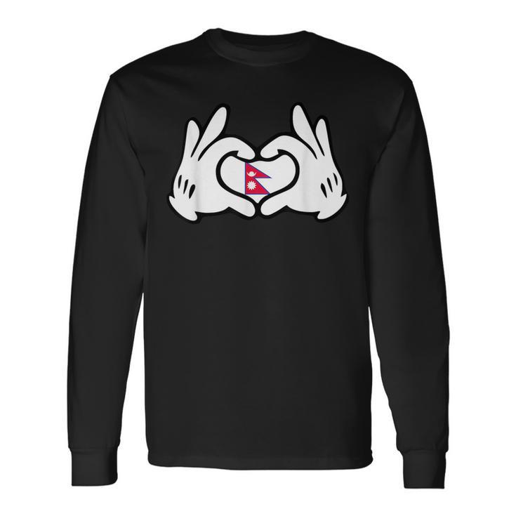 ハートを形作る漫画の手 ネパール国旗 長袖Tシャツ