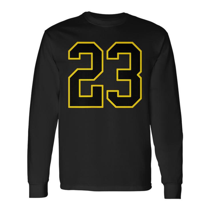 ブラックとイエローのカレッジスポーツスタイルの23番。 長袖Tシャツ