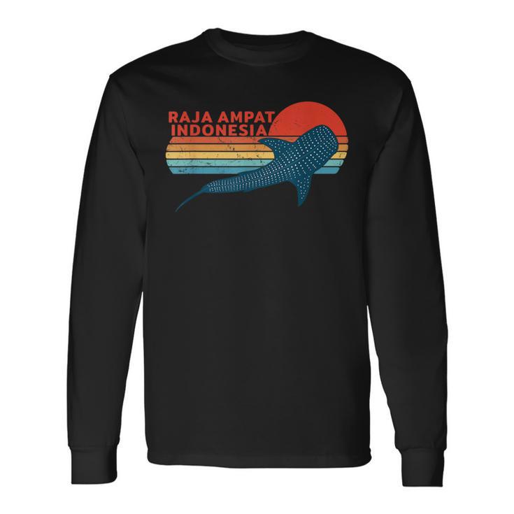 ラジャアンパットインドネシアジンベイザメ 長袖Tシャツ
