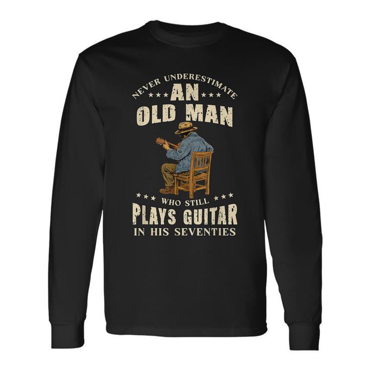 老人はギターを弾く セブンティーズ・ギタリストを過小評価するな 長袖Tシャツ