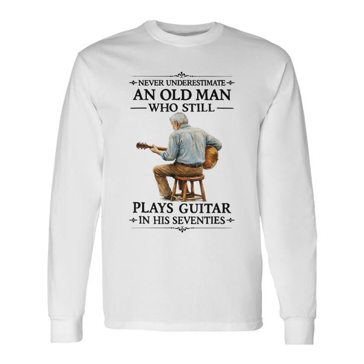 まだギターを弾く老人 70年代 おじいちゃん ヴィンテージ 長袖Tシャツ