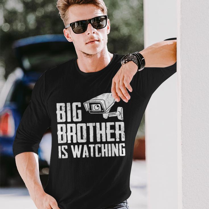 Big Brother Is Watching Government Massurveillance Cctv 長袖Tシャツ 彼への贈り物