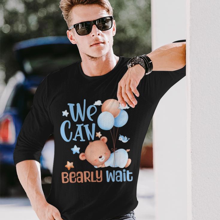 Cute We Can Bearly Wait For Gender Neutral ベビーシャワーパーティー 長袖Tシャツ 彼への贈り物