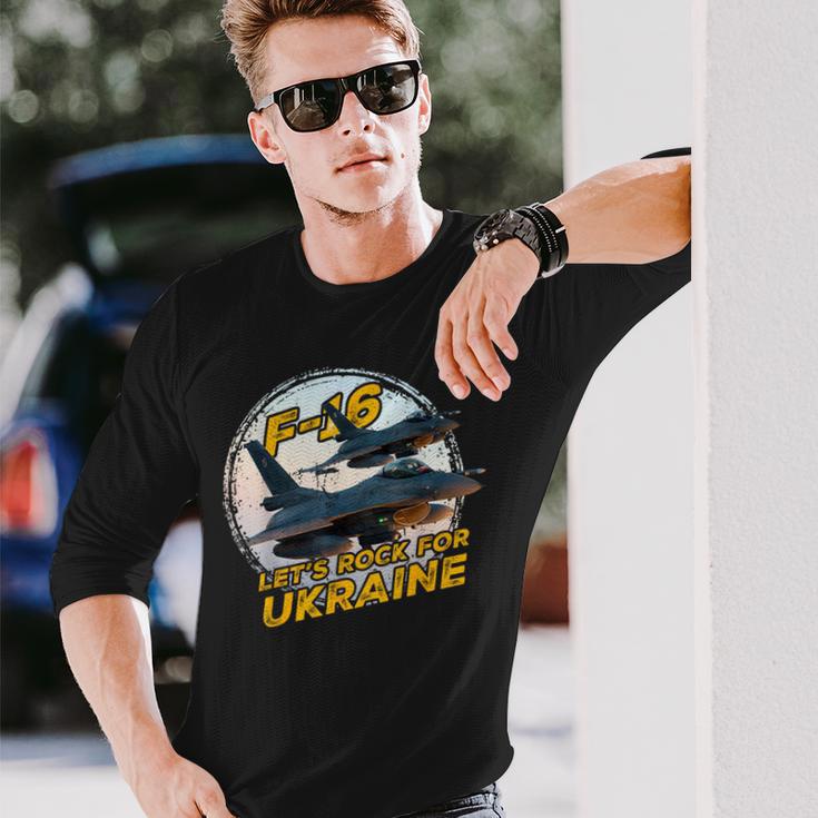 F-16 ウクライナ 長袖Tシャツ 彼への贈り物