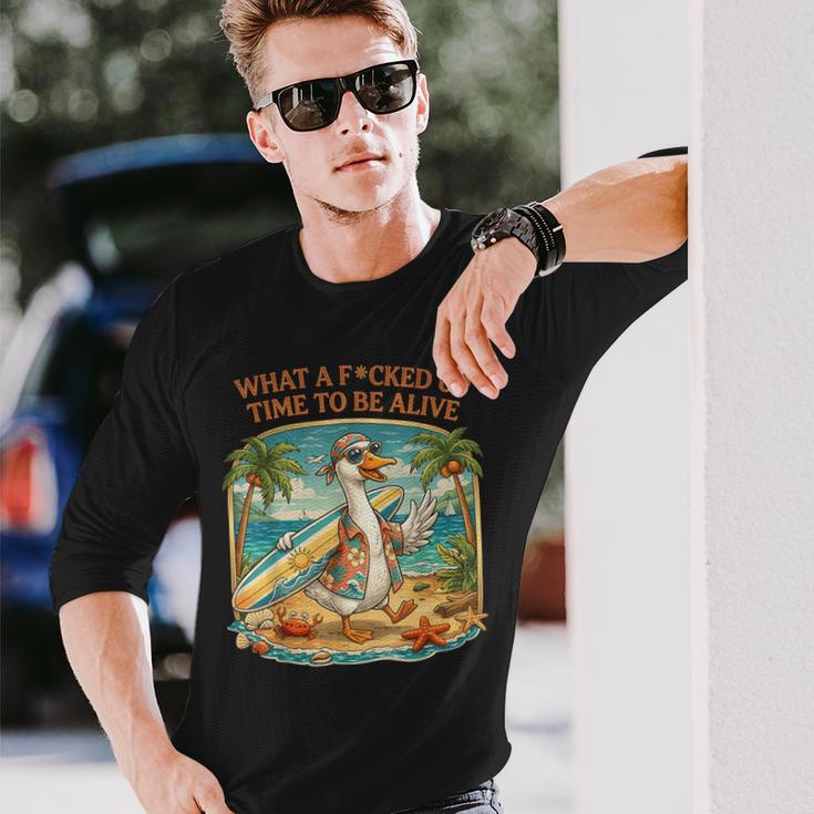 Gooseurf Beachummer なんてワイルド・タイム・ア・ワイルド・タイム・ア・アライブだ 長袖Tシャツ 彼への贈り物