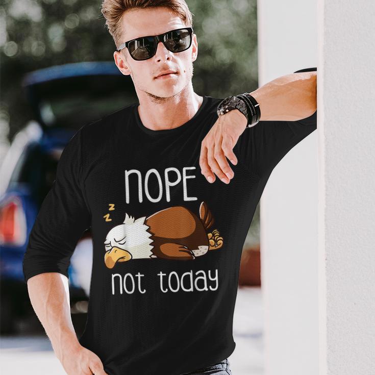 Nope Not Todayleeping American Bald Eagle Nap Early Bird 長袖Tシャツ 彼への贈り物
