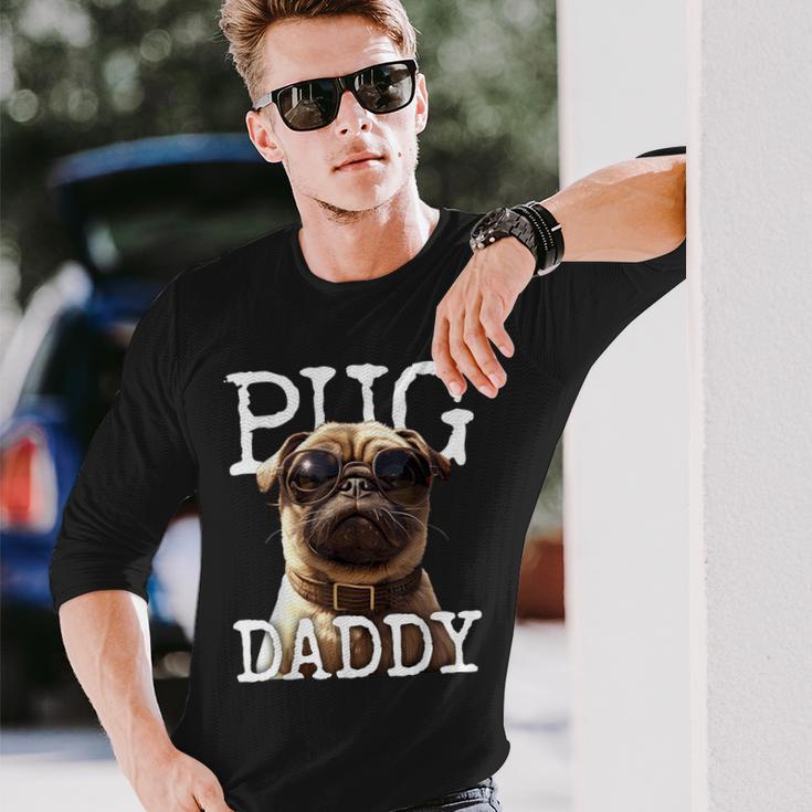 Pug Daddyパグパグパグパグパグパグお父さん犬お父さん父の日甘いパグパグお父さん 長袖Tシャツ 彼への贈り物