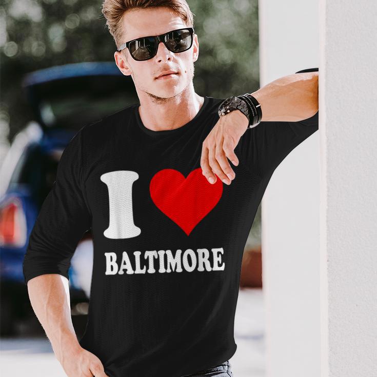 Red Heart I Love Baltimore 長袖Tシャツ 彼への贈り物