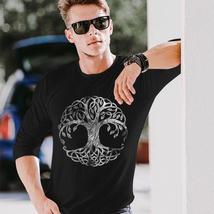 Yggdrasil Tree Of Life バイキング ノルウェー風 ルーン風 ホワイトシンボル 長袖Tシャツ 彼への贈り物