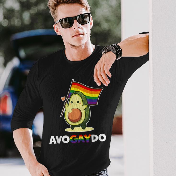 かわいい Lgbtq 猫と虹の旗のセーター – Lgbtq プライド 長袖Tシャツ 彼への贈り物