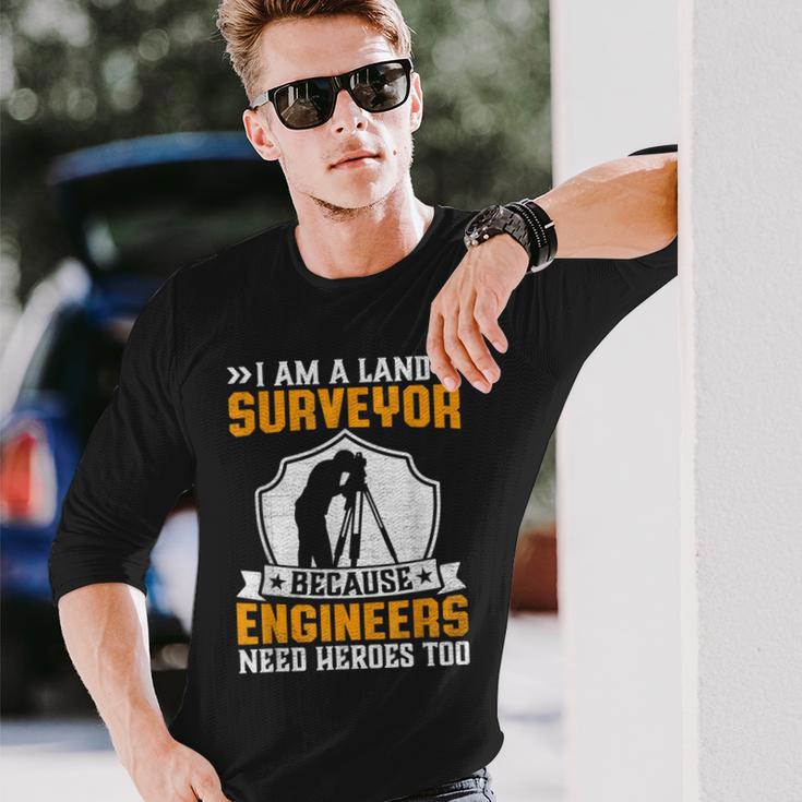 エンジニアにもヒーローが必要だからサーベイヤーになった 長袖Tシャツ 彼への贈り物