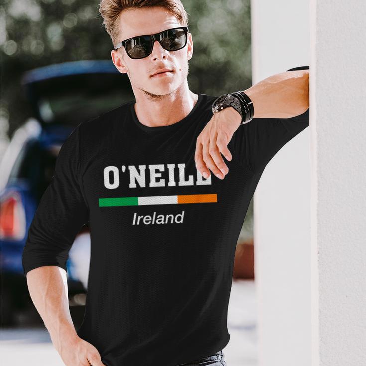 オニール アイルランドの姓 聖パトリックデー アイルランド国旗 長袖Tシャツ 彼への贈り物