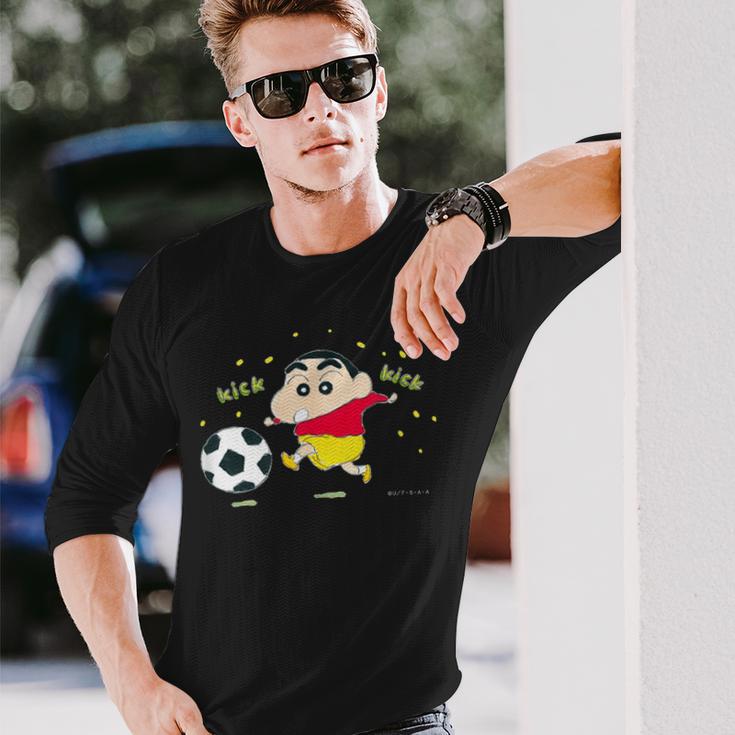 クレヨンしんちゃん しんちゃんとサッカー 長袖Tシャツ 彼への贈り物