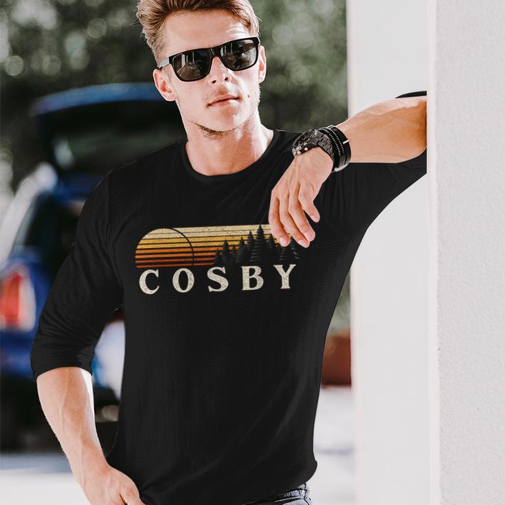 コスビー、テネシー州ヴィンテージエバーグリーンサンセット80年代レトロ。 長袖Tシャツ 彼への贈り物