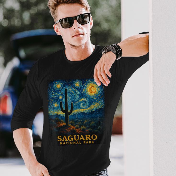 サグアロ国立公園にインスパイアされた星空の夜の冒険 長袖Tシャツ 彼への贈り物