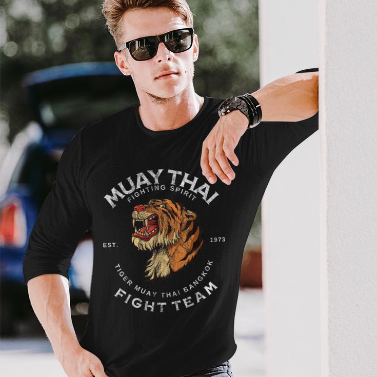 タイガー ムエタイ バンコク ジム レトロ ヴィンテージ 長袖Tシャツ 彼への贈り物