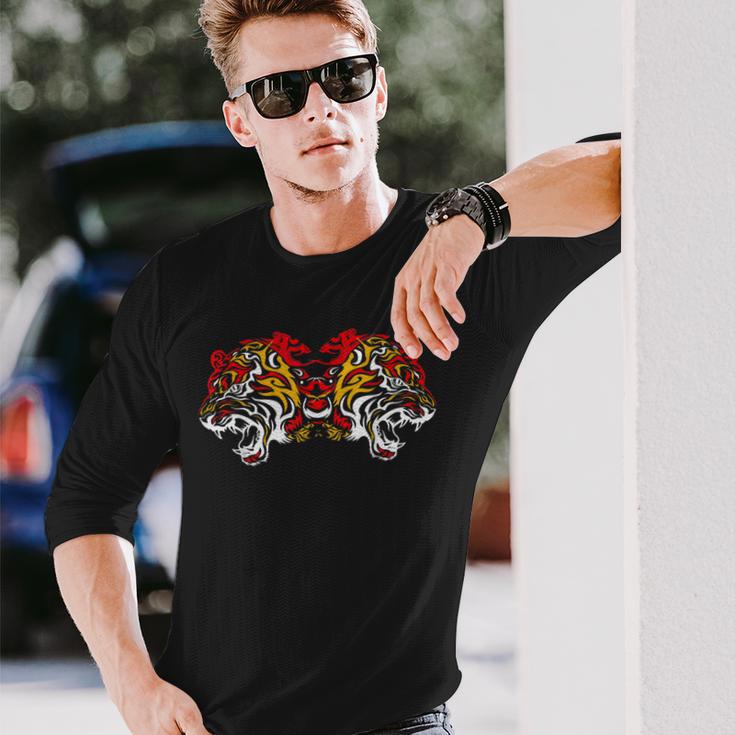 タイガータトゥー ムエタイ 長袖Tシャツ 彼への贈り物