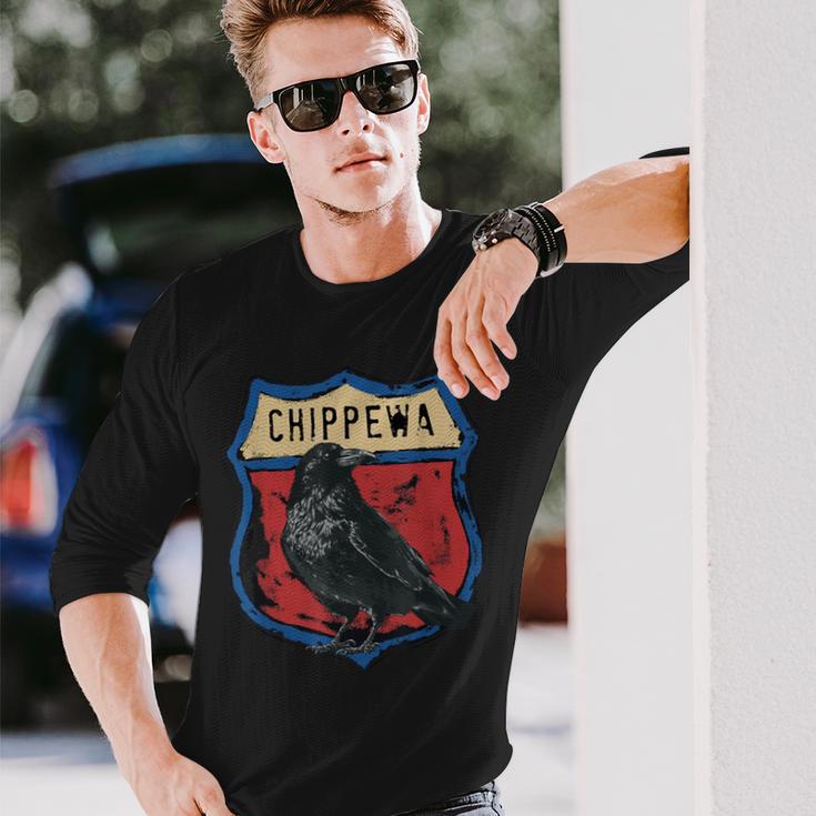 チペワ アメリカインディアン部族 レイヴン インターステート バッジ 長袖Tシャツ 彼への贈り物