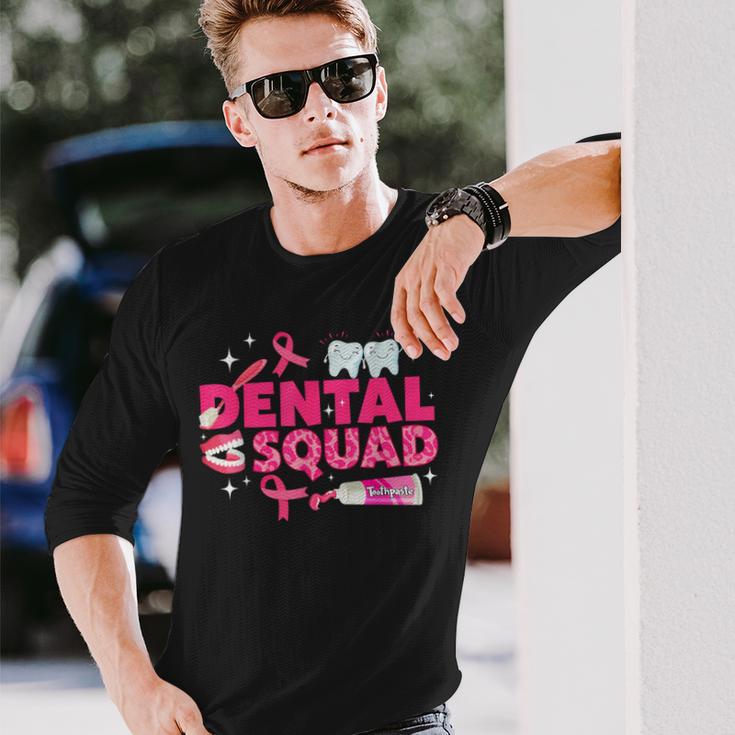 デンタルスクワッド 歯ピンクリボン 乳がん啓発 長袖Tシャツ 彼への贈り物