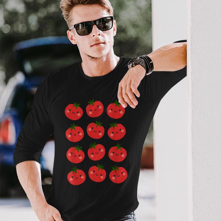 トマト柄 かわいい ハッピー トマト フルーツ ビーガン フルータリアン 長袖Tシャツ 彼への贈り物