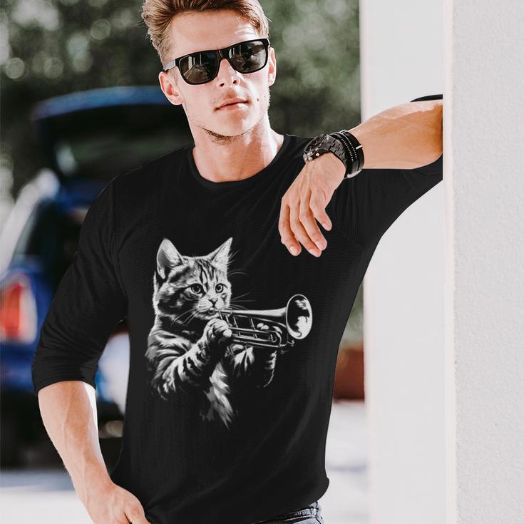 トランペットを奏でる猫 ヴィンテージ ジャズ ミュージシャン トランペッター 長袖Tシャツ 彼への贈り物