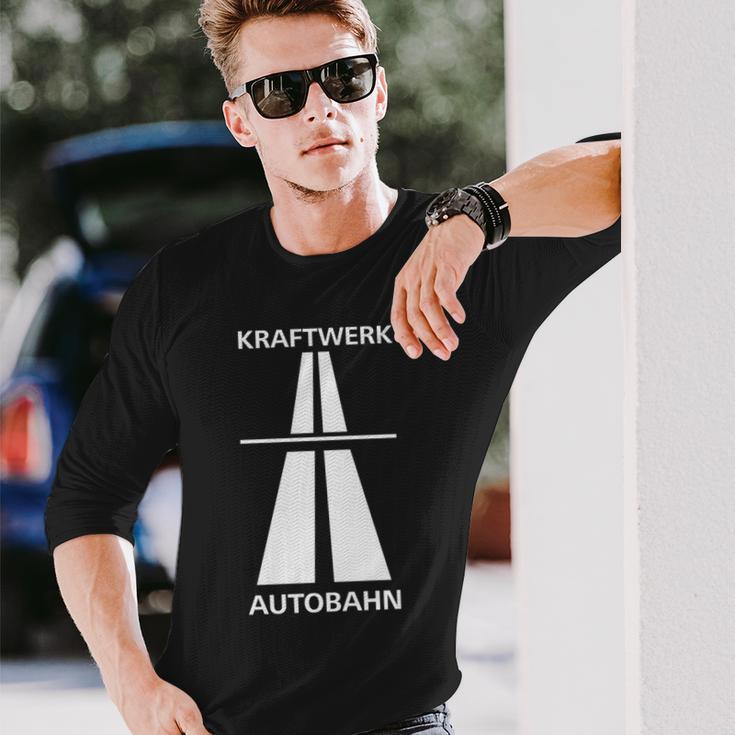 ドイツでの楽しい高速運転のためのクラフトワークアウトバーン 長袖tシャツ 長袖Tシャツ 彼への贈り物