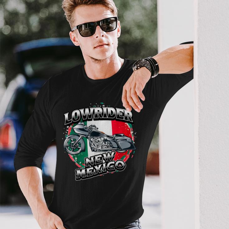 ニューメキシコ州のローライダー。ローライダー チカーノ チョロスタイル ローライダー 長袖Tシャツ 彼への贈り物