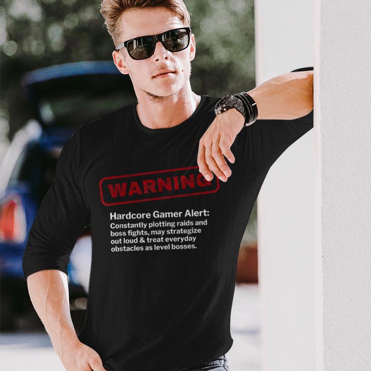 ビデオゲーマー おもしろ警告レイド&レベル ボスファイト オタクジョーク 長袖Tシャツ 彼への贈り物