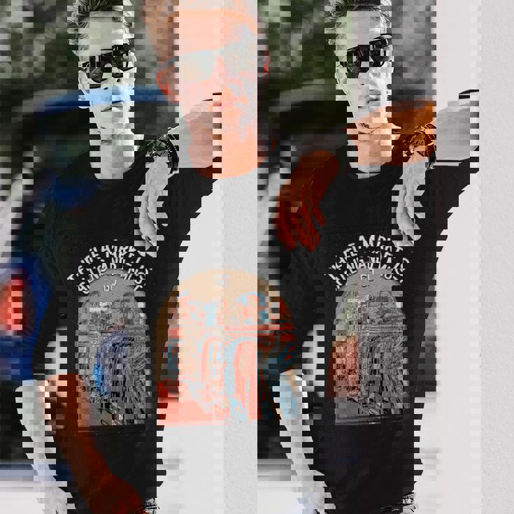 フリーマーケットは古着屋をよこす愛好家を呼んでいます 長袖Tシャツ 彼への贈り物