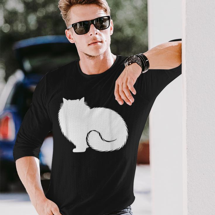 ペルシャ猫のふわふわした座り姿 Persian Cat Fluffyittingilhouette 長袖Tシャツ 彼への贈り物