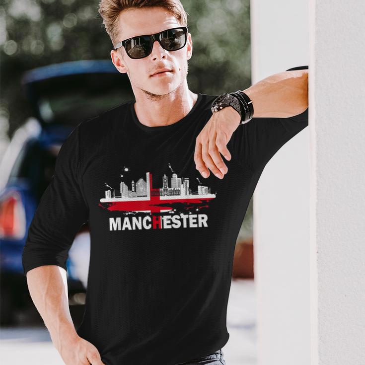 マンチェスターシティフラッグ ダウンタウン マンチェスタースカイライン 長袖Tシャツ 彼への贈り物