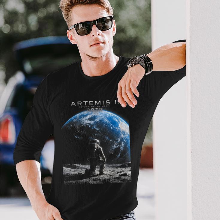 ミッション・トゥ・ザ・ムーン 宇宙飛行士アルテミス 2026 ロケットアルテミス2 長袖Tシャツ 彼への贈り物