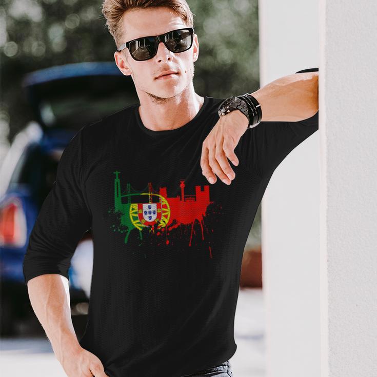 リスボン スカイライン ポルトガル国旗 絵画 ファンアート I Love Lisboa 長袖Tシャツ 彼への贈り物