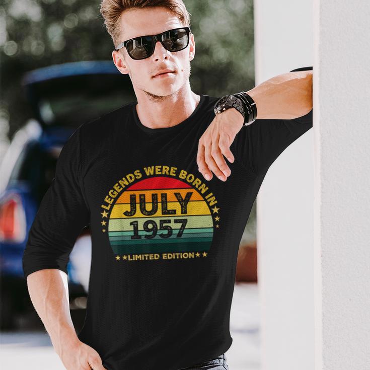 レトロな69歳の誕生日伝説は1957年7月に誕生しました。 長袖Tシャツ 彼への贈り物