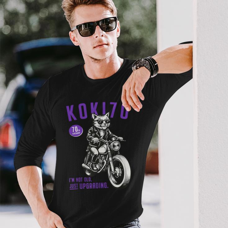 古希祝い バイク好き 猫好き 父 男性 クラシックバイク 70歳 I'm Not Old Just Upgrading 長袖Tシャツ 彼への贈り物