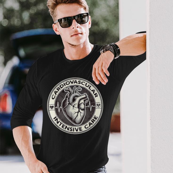 心臓血管集中ケア 心臓 Icu Cvicu 看護師 長袖Tシャツ 彼への贈り物