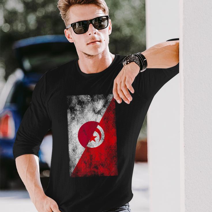 日本チュニジア国旗 日本のチュニジア。 長袖Tシャツ 彼への贈り物