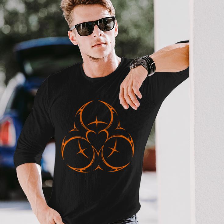 毒性ハザード ハート警告シンボル 産業サイバーゴス 長袖tシャツ 長袖Tシャツ 彼への贈り物