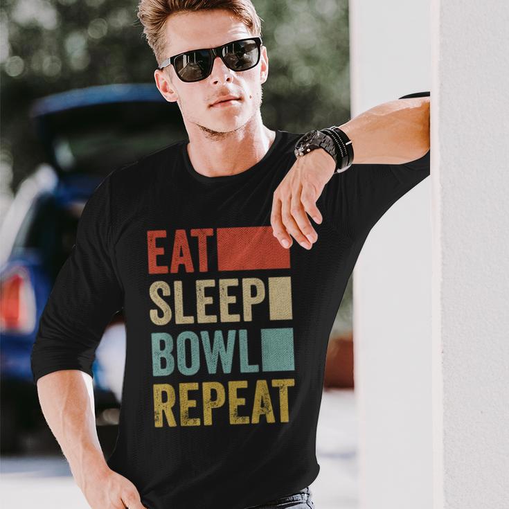 食べる眠るボウルを繰り返す おもしろボウリング 長袖Tシャツ 彼への贈り物
