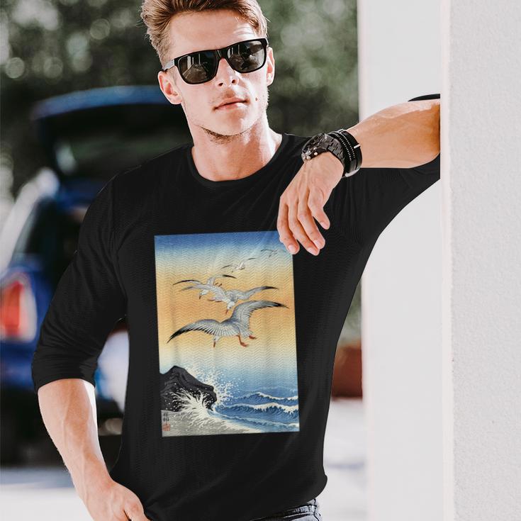 鳥 カモメ 波 海 ヴィンテージ 和 浮世絵 木版画 長袖Tシャツ 彼への贈り物