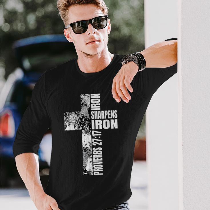 黒 白 十字架 鉄 シャープ 鉄の詩 キリスト教徒のカップル 長袖Tシャツ 彼への贈り物
