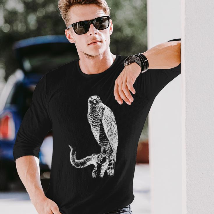 黒い線画 鷹 鳥獣戯画 長袖Tシャツ 彼への贈り物