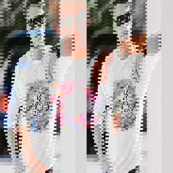 91 Years Loved 91歳の誕生日 フローラルリース ナインティワン 長袖Tシャツ 彼への贈り物